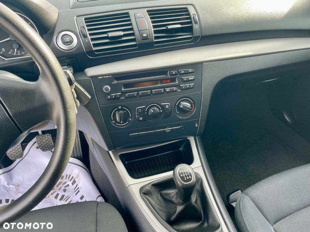 BMW Seria 1 - 36