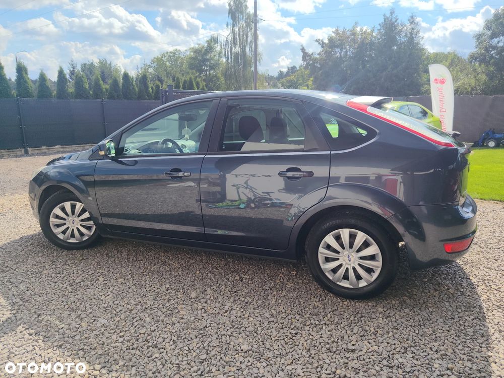 Ford Focus 1.6 16V Style - 6