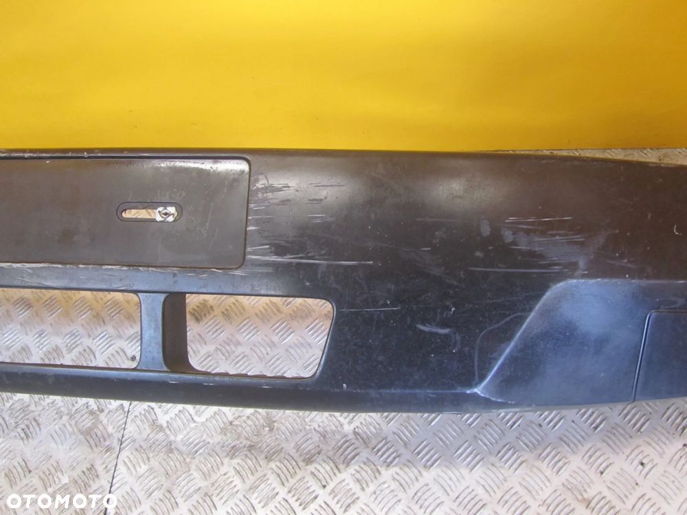 Zderzak Przedni Mercedes Vario 1996r- - 3