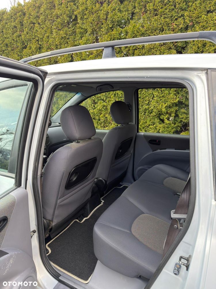 Hyundai Matrix 1.6 Comfort - 14