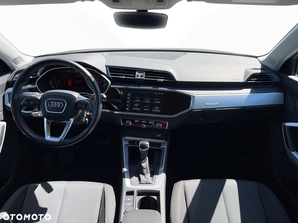 Audi Q3 - 13