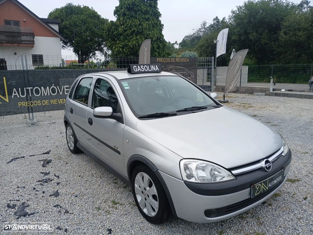 Opel Corsa 1.2 16V Cosmo - 8