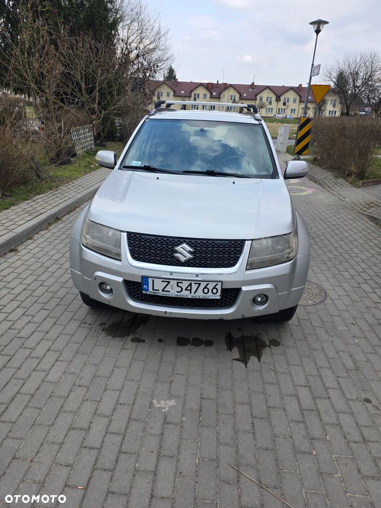 Suzuki Grand Vitara 2.0 Comfort - 2
