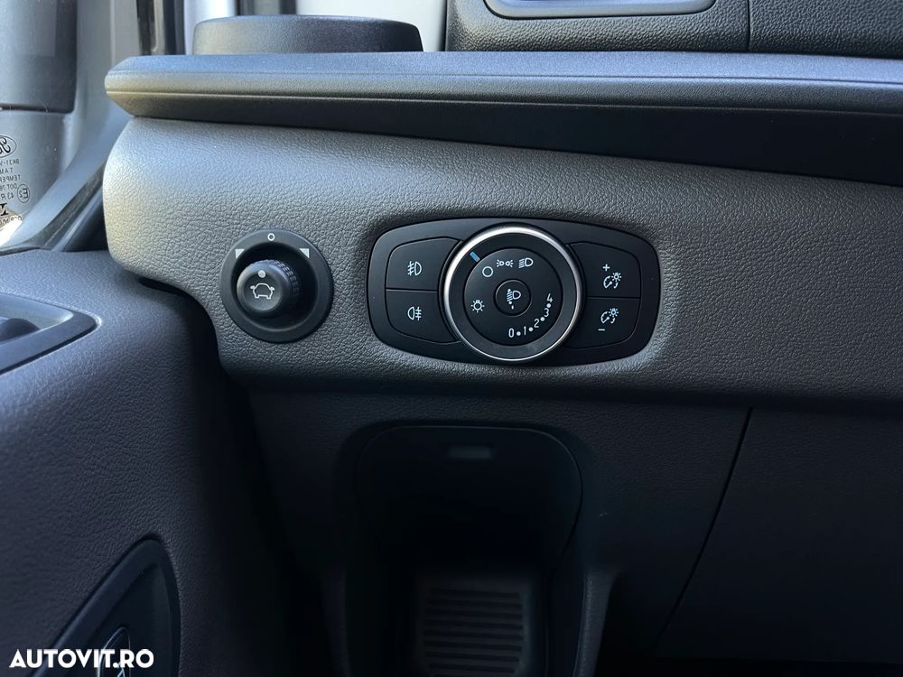 Ford Transit - 17