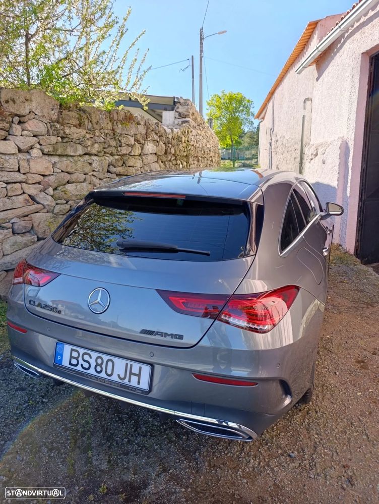 Mercedes-Benz CLA 250 e 8G-DCT AMG Line - 15