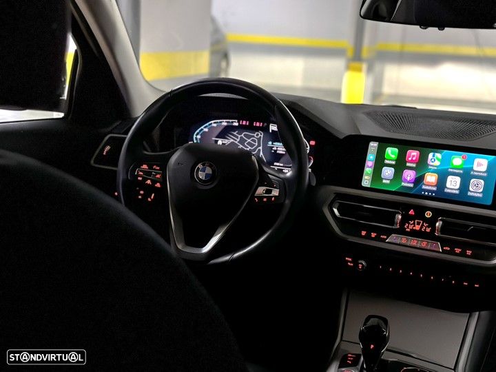 BMW 320 d Touring Auto - 42