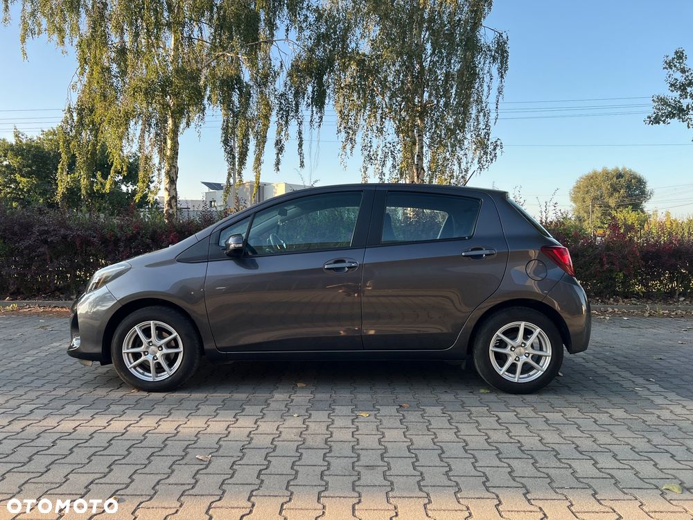 Toyota Yaris 1.33 Premium - 8