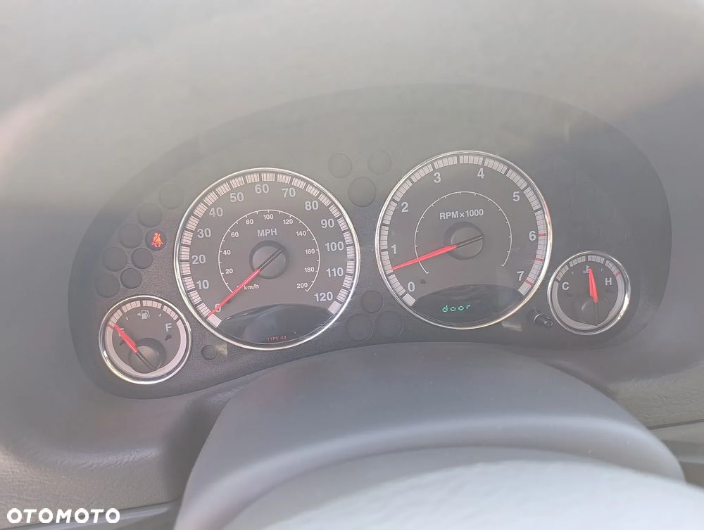 Jeep Liberty - 19