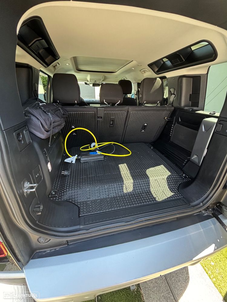 Land Rover Defender - 14