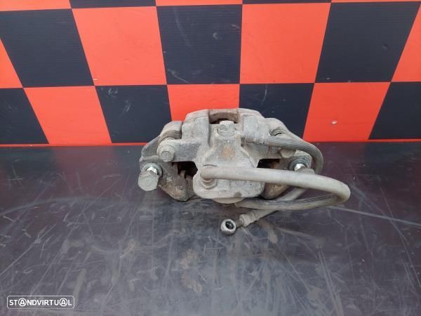 Pinça Travão Frente Esquerda Cima Mitsubishi Canter (Fb7, Fb8, Fe7, Fe - 2
