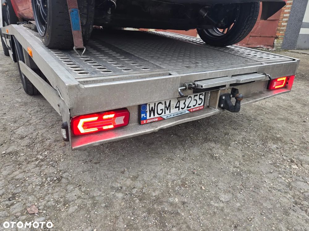 Mercedes-Benz Sprinter - 4