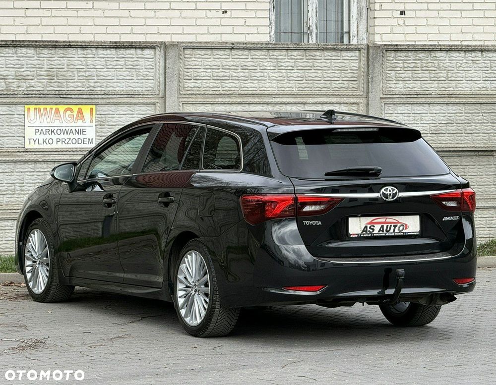 Toyota Avensis 1.8 Premium - 39