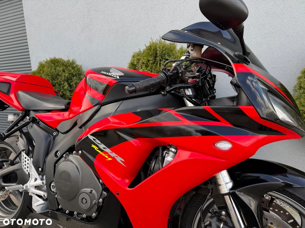 Honda CBR - 13