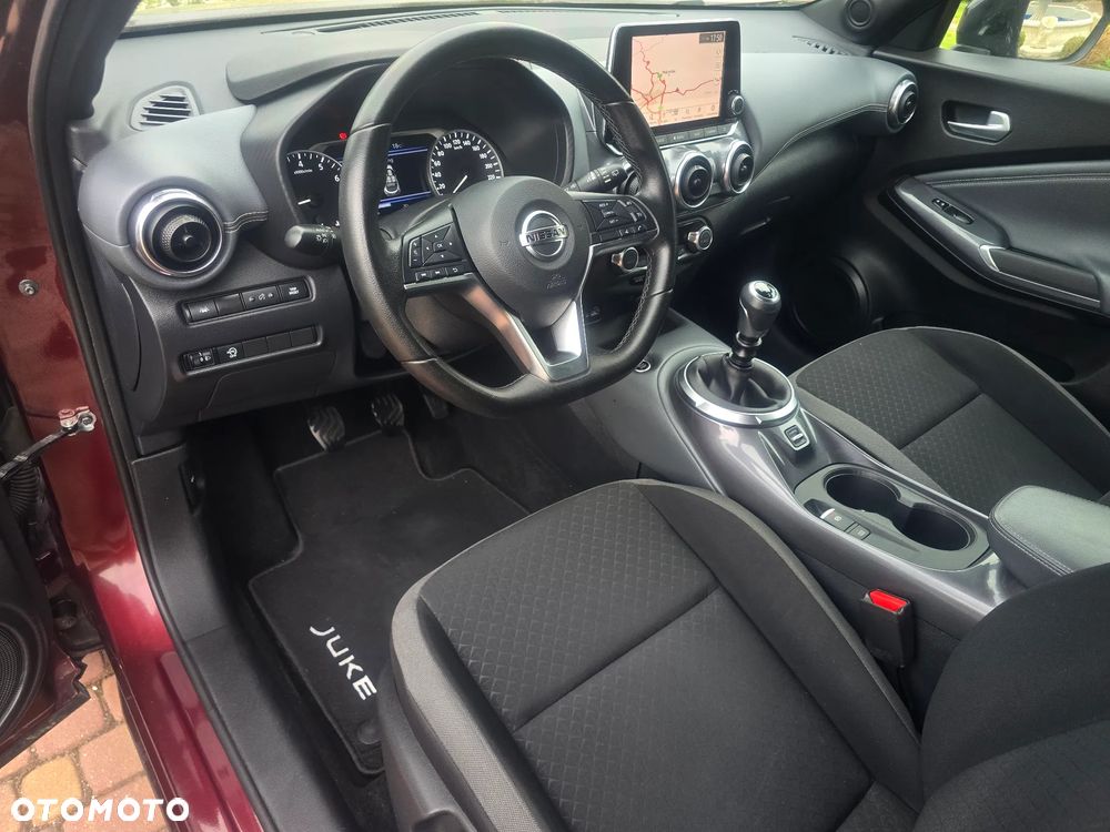 Nissan Juke 1.0 DIG-T Tekna - 19
