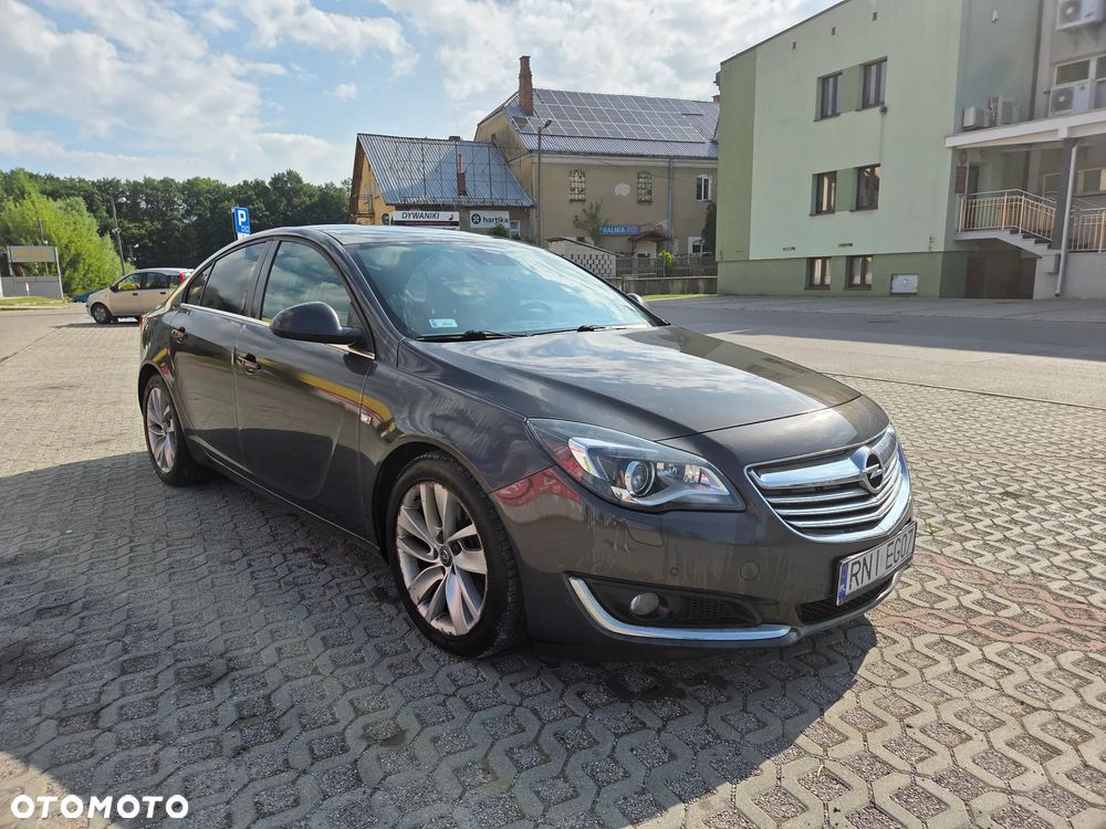 Opel Insignia - 1