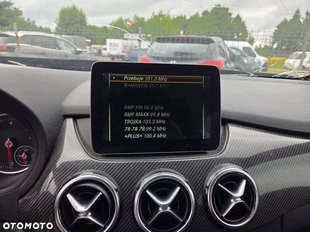 Mercedes-Benz Klasa B 180 d BlueEFFICIENCY Edition Style - 22