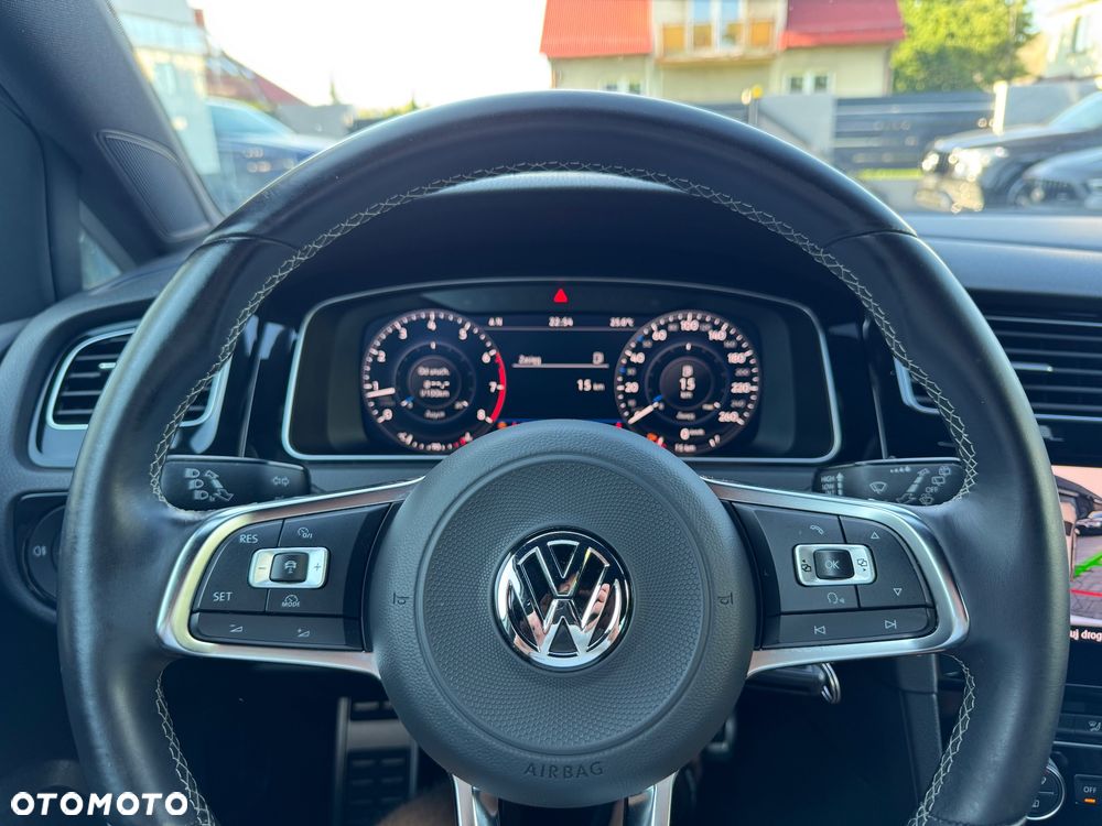 Volkswagen Golf 1.4 TSI BMT Highline - 29