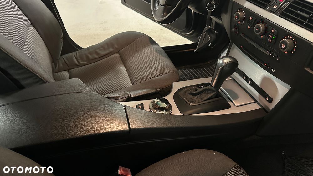 BMW Seria 5 - 12
