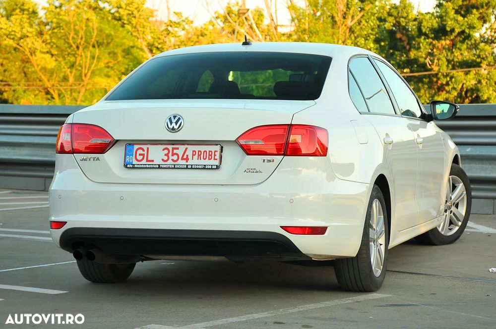 Volkswagen Jetta 1.4 TSI Sportline - 10