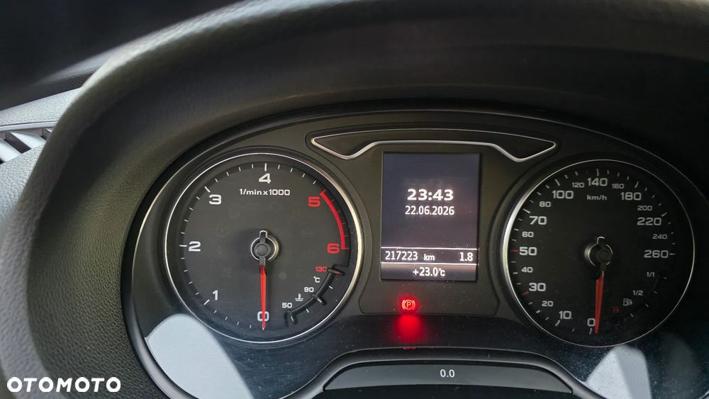 Audi A3 Sportback 2.0 TDI S tronic S line Sportpaket - 25