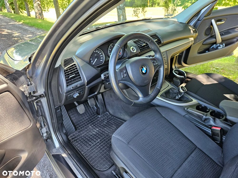 BMW Seria 1 - 28