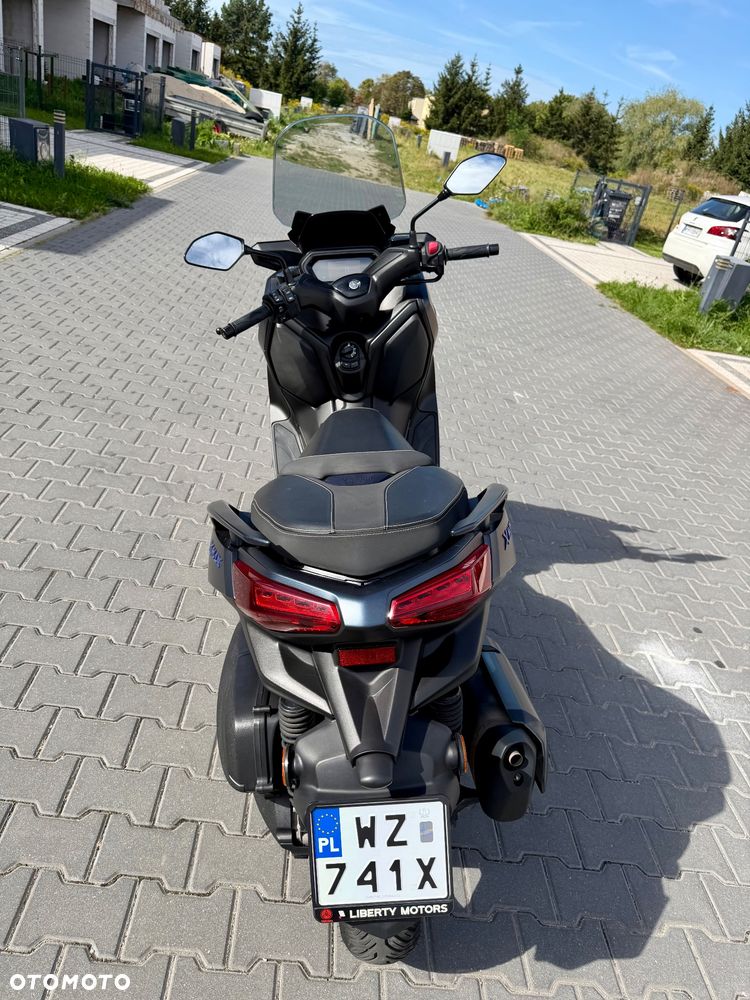Yamaha X-max - 8