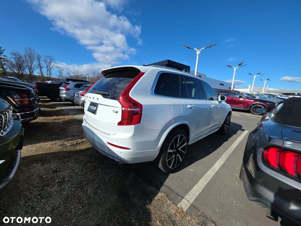 Volvo XC 90 T6 AWD Geartronic Momentum - 2