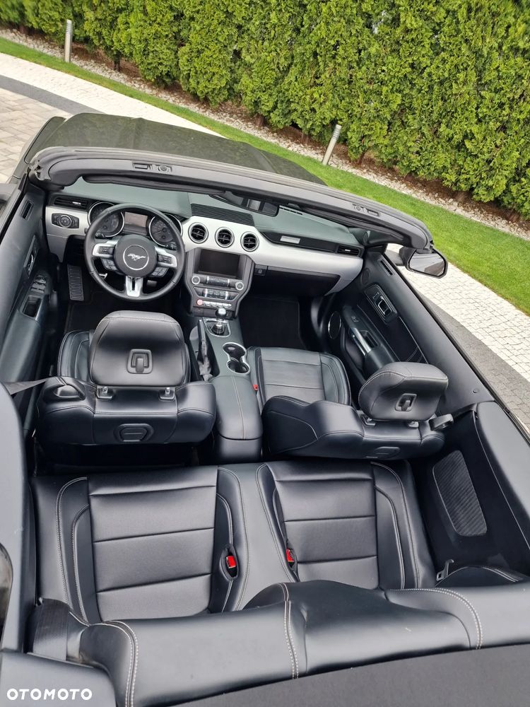 Ford Mustang 5.0 V8 GT - 11