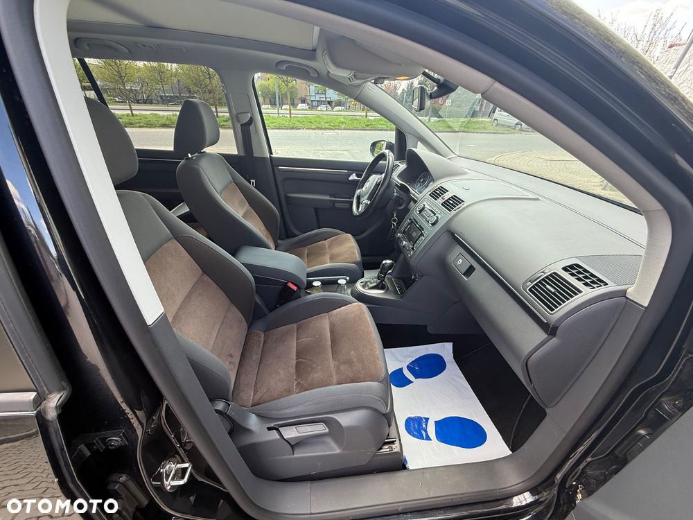 Volkswagen Touran 1.4 TSI DSG Highline - 10