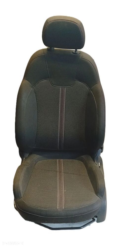 Fotel prawy przód Opel Corsa E 5-drzwi