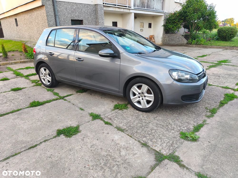 Volkswagen Golf 2.0 TDI DPF Comfortline - 4