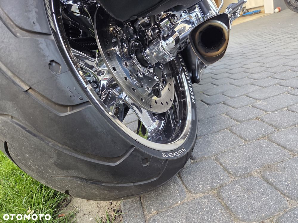 Harley-Davidson V-Rod Muscle - 7