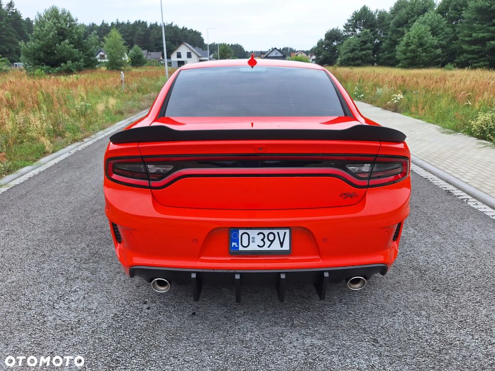 Dodge Charger 5.7 R/T - 8
