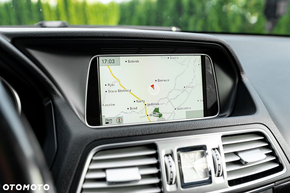 Mercedes-Benz Klasa E 250 Coupe 7G-TRONIC - 22