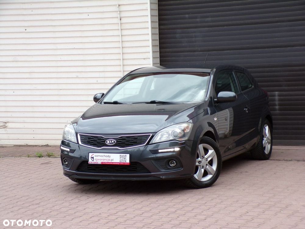 Kia ProCeed - 8
