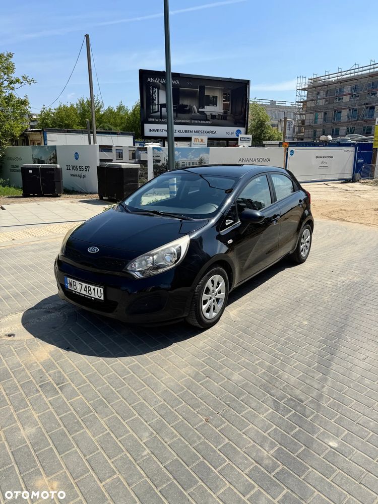 Kia Rio - 1