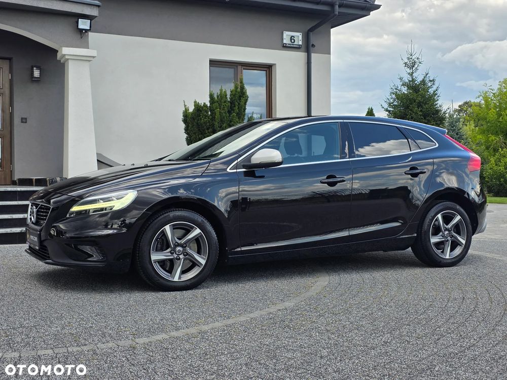 Volvo V40 D3 Geartronic RDesign - 2