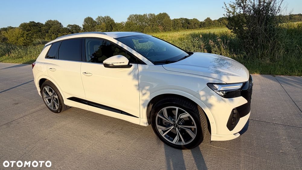 Audi Q4 e-tron - 4