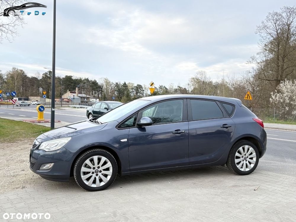 Opel Astra 2.0 CDTI Cosmo - 12