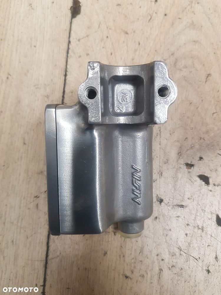 Pompa hamulca uchwyt Suzuki VS600 VS750 VS800 Intruder LS650 59600-24B50 - 11