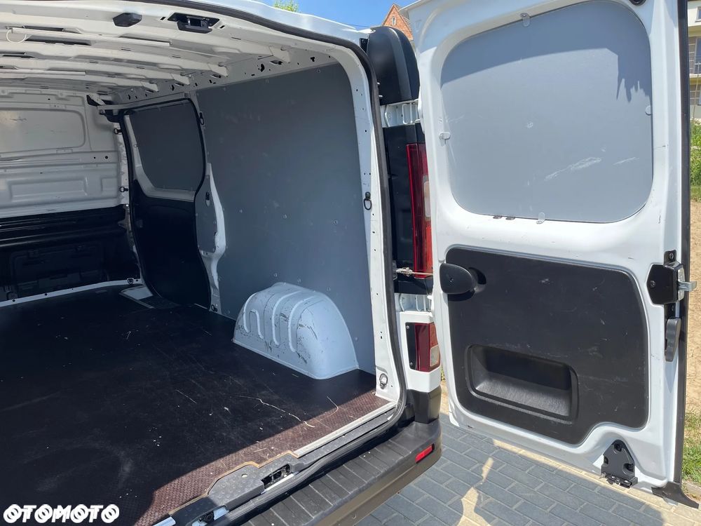 Renault Trafic - 20