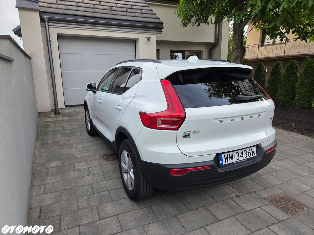 Volvo XC 40 T3 Momentum - 4