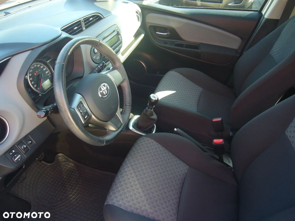 Toyota Yaris 1.33 Active - 11
