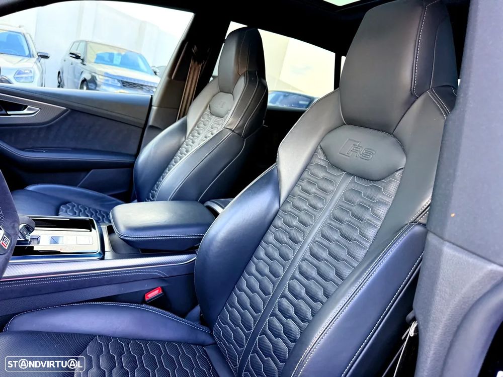Audi RS Q8 4.0 TFSI quattro Tiptronic - 25