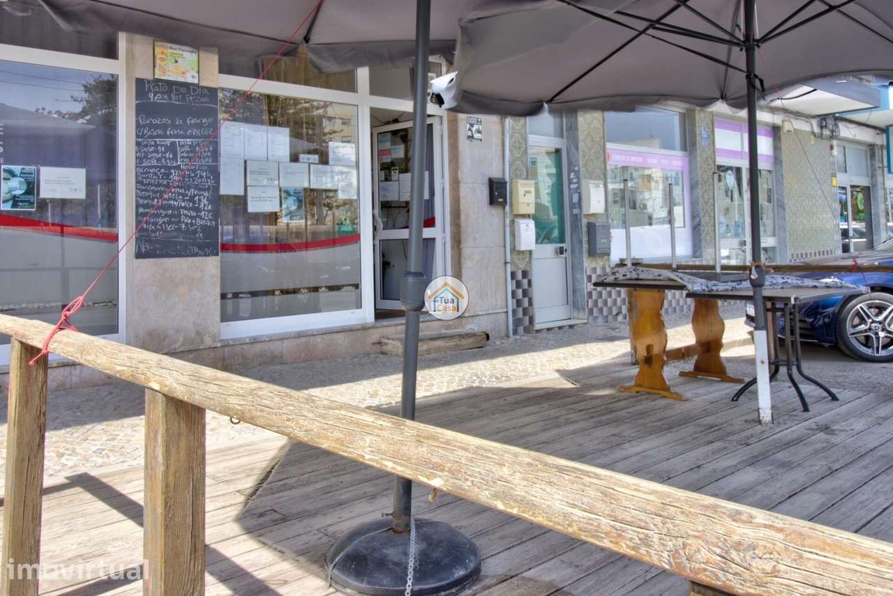 Restaurante com Esplanada em Zona Central e Movimentada - Grande imagem: 4/28