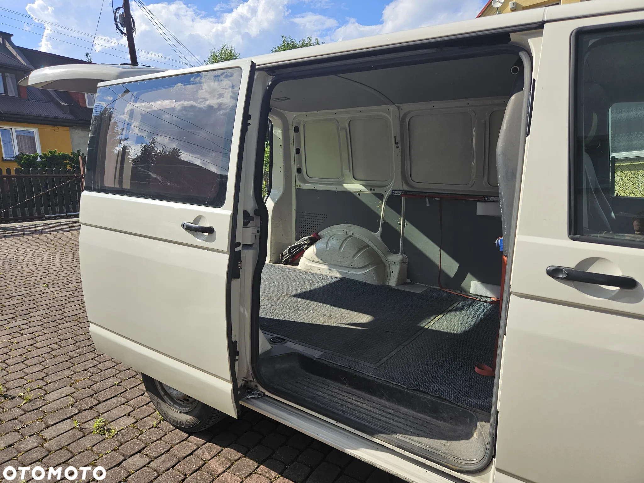 Volkswagen Transporter - 21