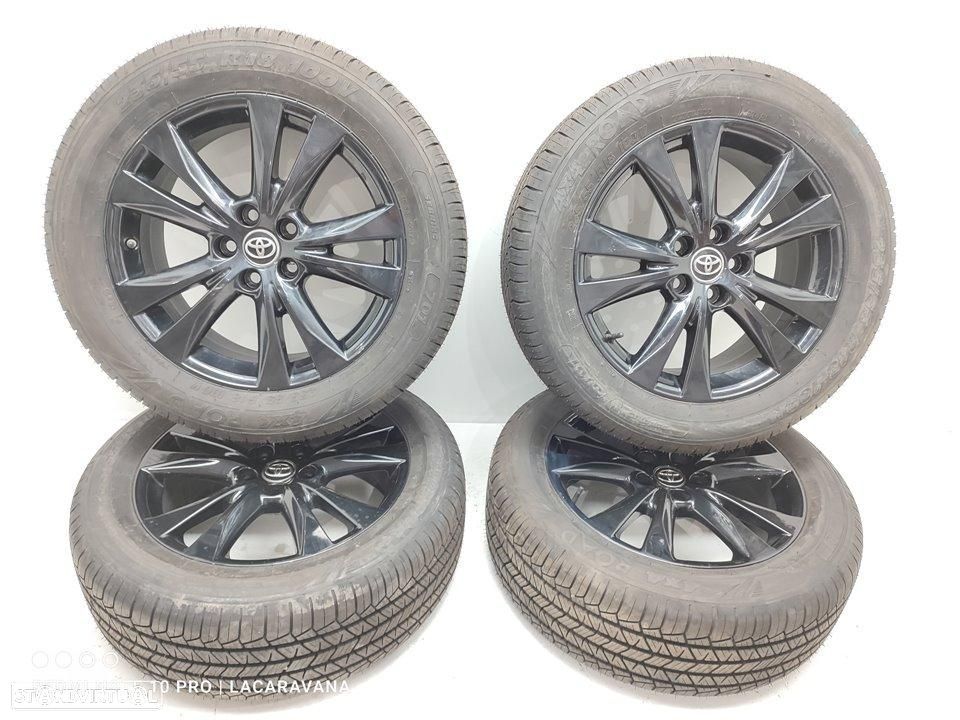 CONJUNTO DE PNEUS TOYOTA RAV4 A4 - 1