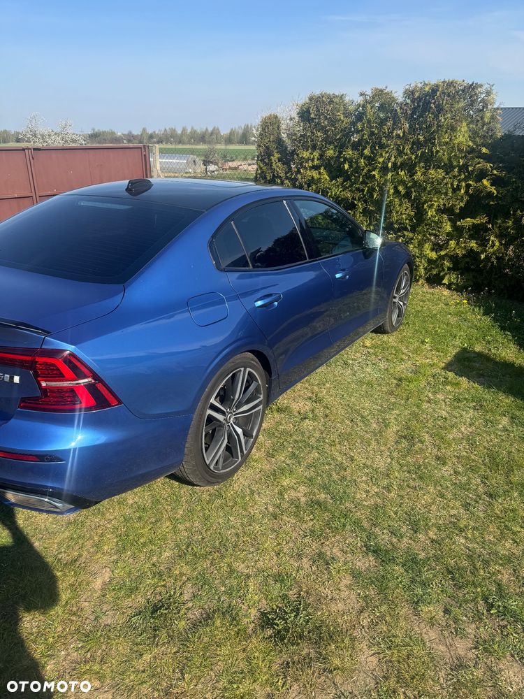 Volvo S60 T5 AWD R-Design - 9