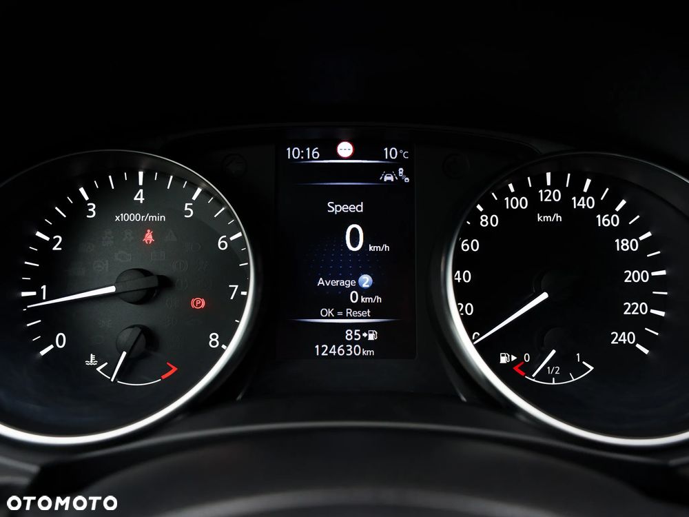 Nissan Qashqai 1.6 DIG-T TEKNA+ - 37