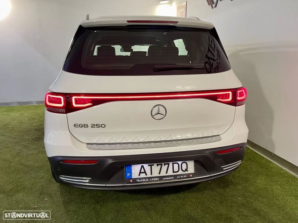 Mercedes-Benz EQB 250 Progressive - 10
